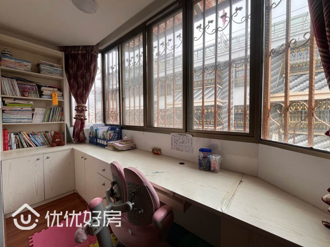 鸿业小区,鸿业小区别墅群 城中心的别墅 地段佳 空气好12