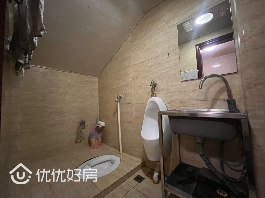 鸿业小区,鸿业小区别墅群 城中心的别墅 地段佳 空气好6