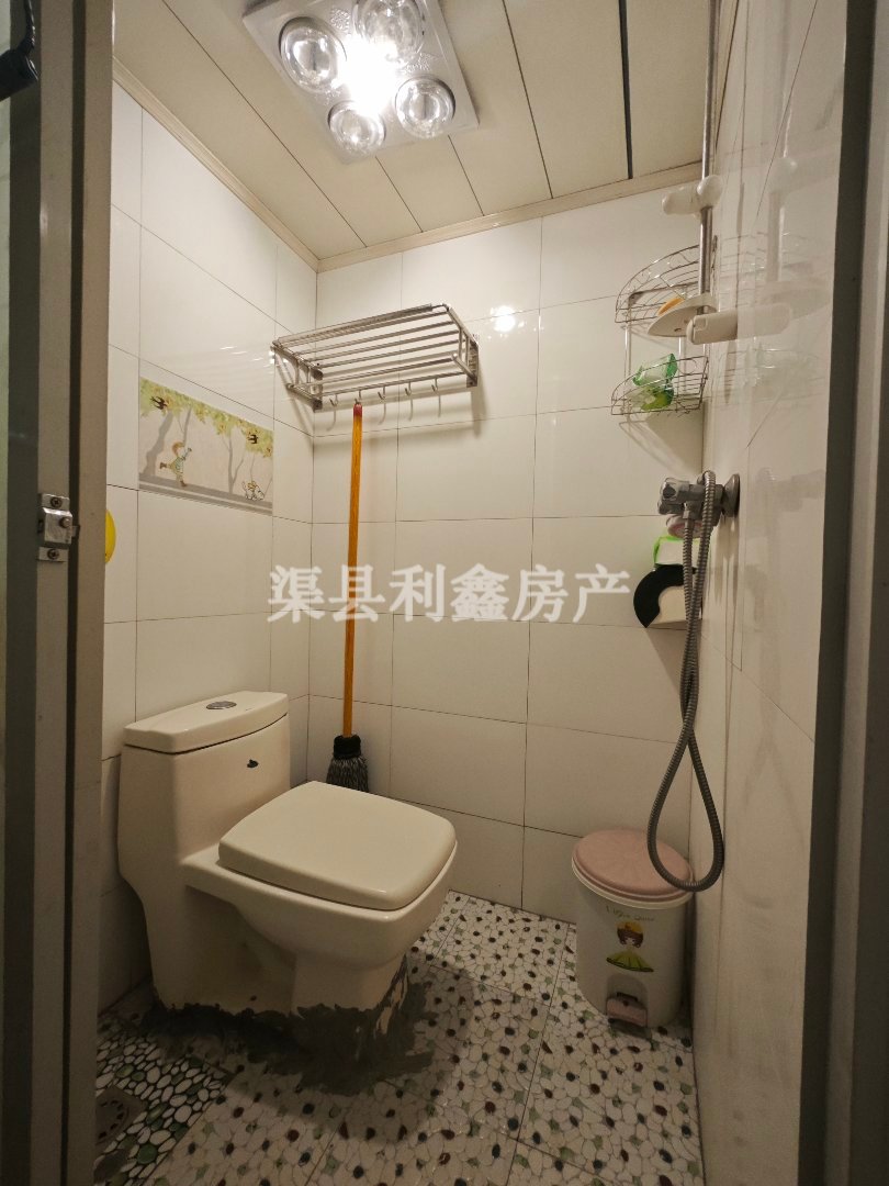 旱桥步行街,周转急用钱,好房特卖,仅售25万元 决不食言2