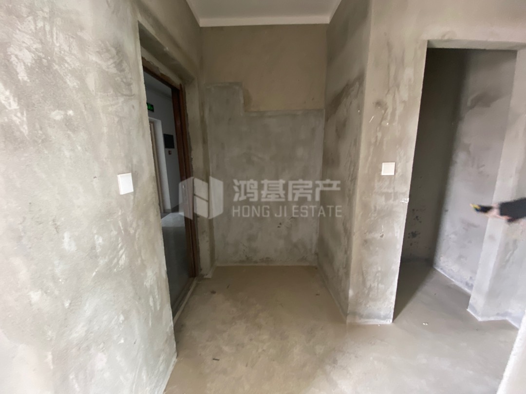 中航瑶湖郡鲲鹏邸,户型好,位置好,房东诚心出售12