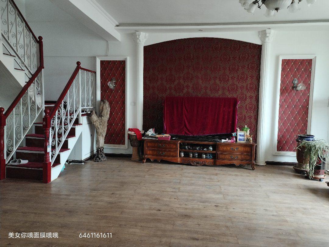 27区馨河苑,27区馨河苑精装,面积178㎡ 复试 带车库6