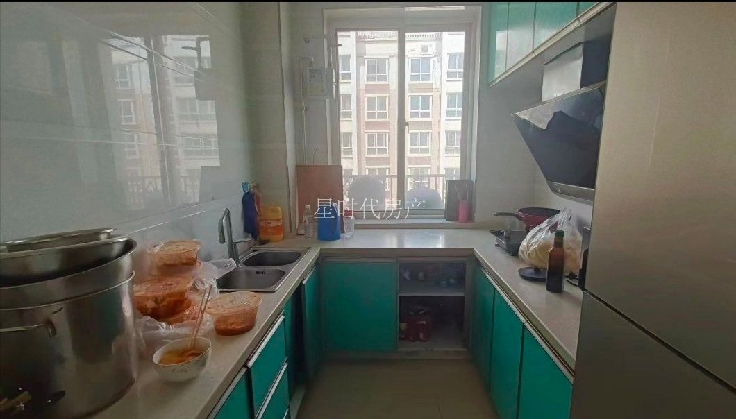 新城佳苑,新城佳苑两室两厅,南北通透带家具可按揭9