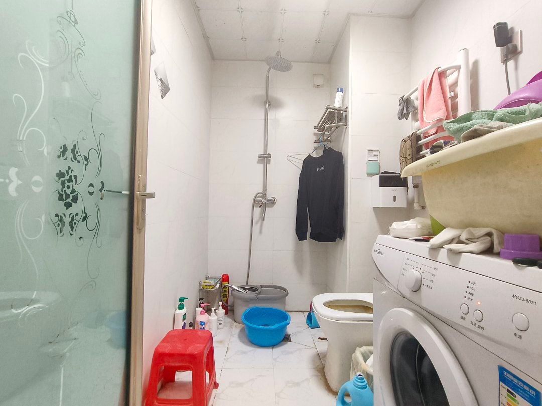 荣江郡,荣江郡25楼3室2厅2卫119.38㎡南北朝向86万5