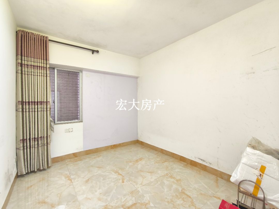 顺景花园,顺景花园.大平层.159.15㎡4室2厅2卫精装.配送储物间8