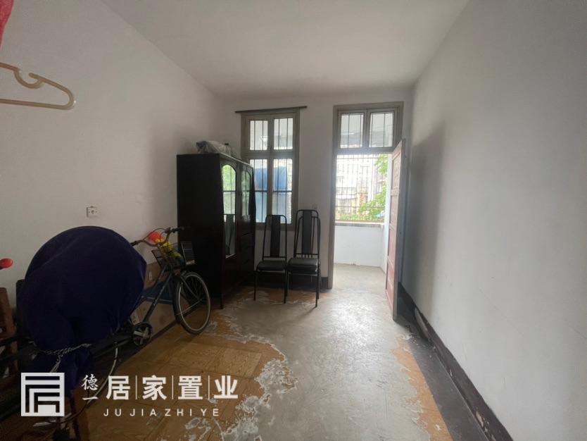 气流纺小区,步梯好楼层,出行方便,老证6