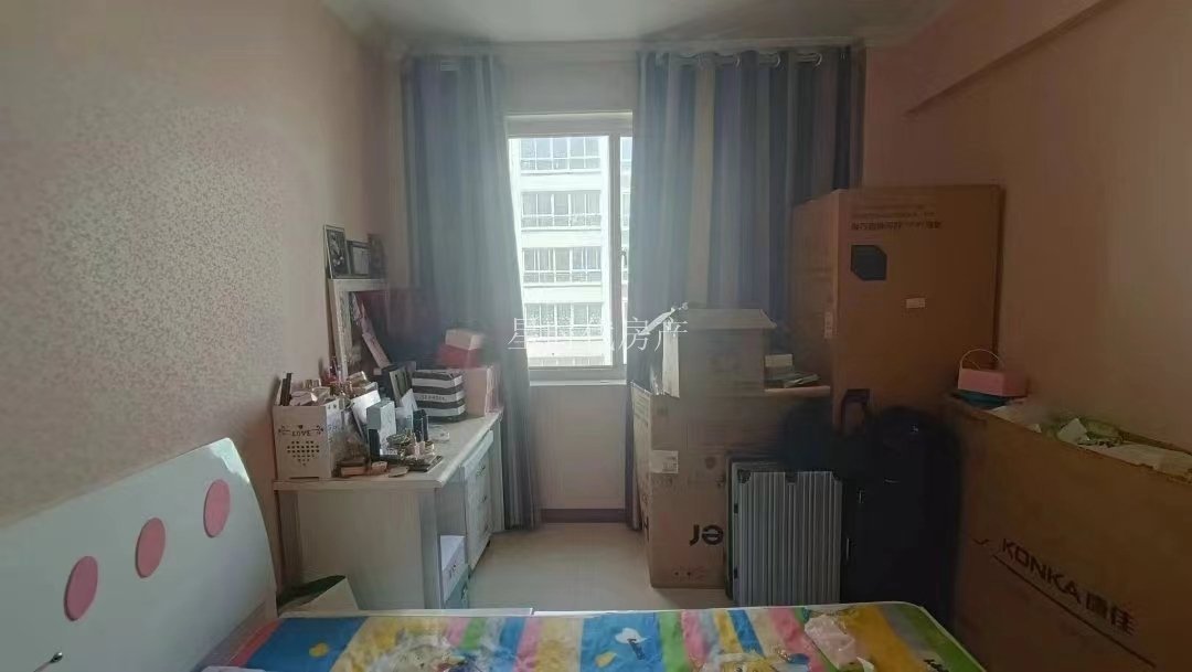 新城佳苑,新城佳苑两室两厅,南北通透带家具可按揭7