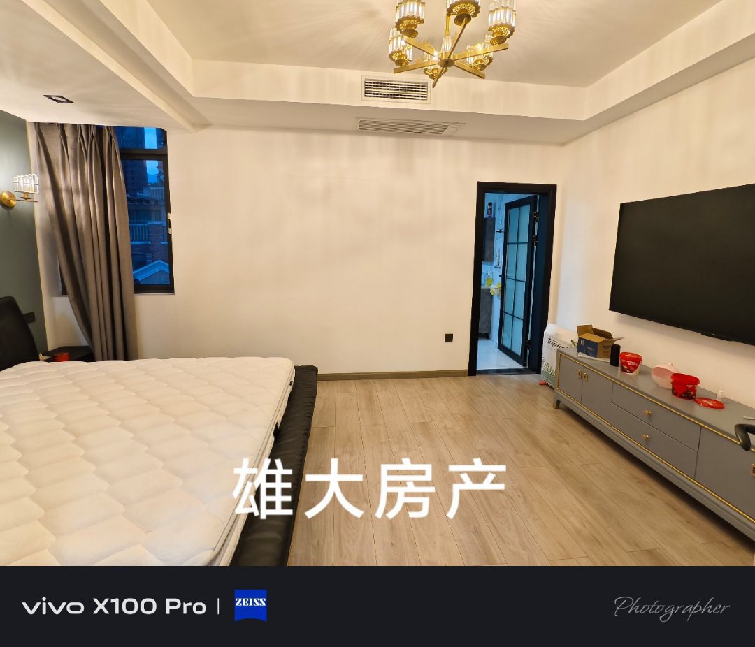 香山湖景天城,湖景天成豪华装修别墅出售5室3厅3卫加前后花园9
