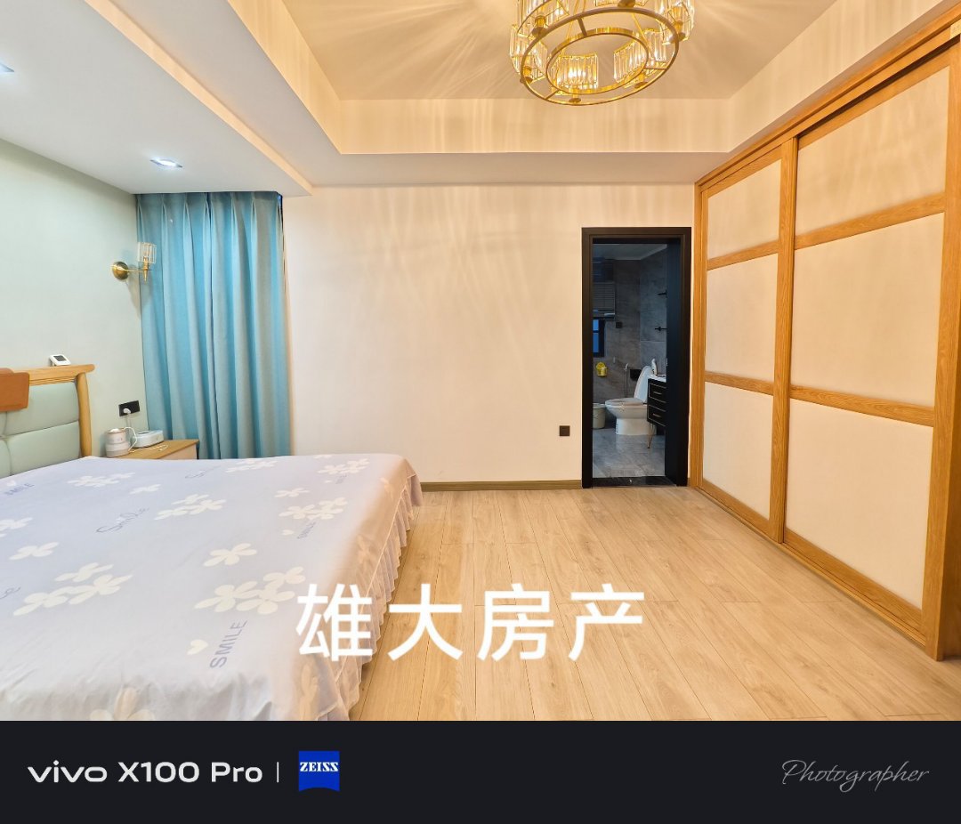 香山湖景天城,湖景天成豪华装修别墅出售5室3厅3卫加前后花园3