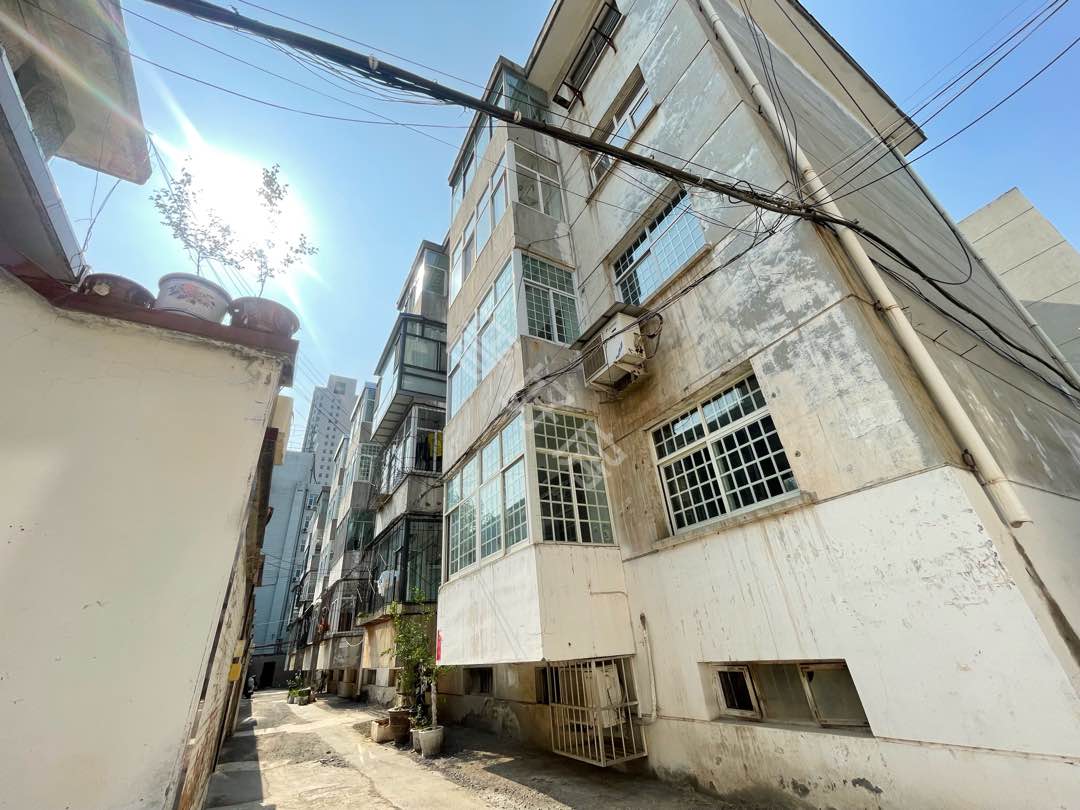 信托公司家属楼,信托公司家属楼位置好、格局棒、随时入住10