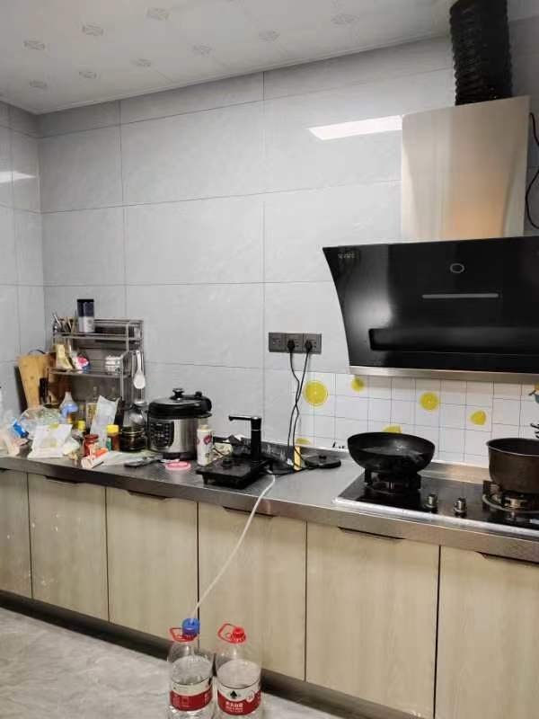 丽月湖岸,丽月湖岸 西区 电梯大三房中间楼层 精装修 带家具家电5