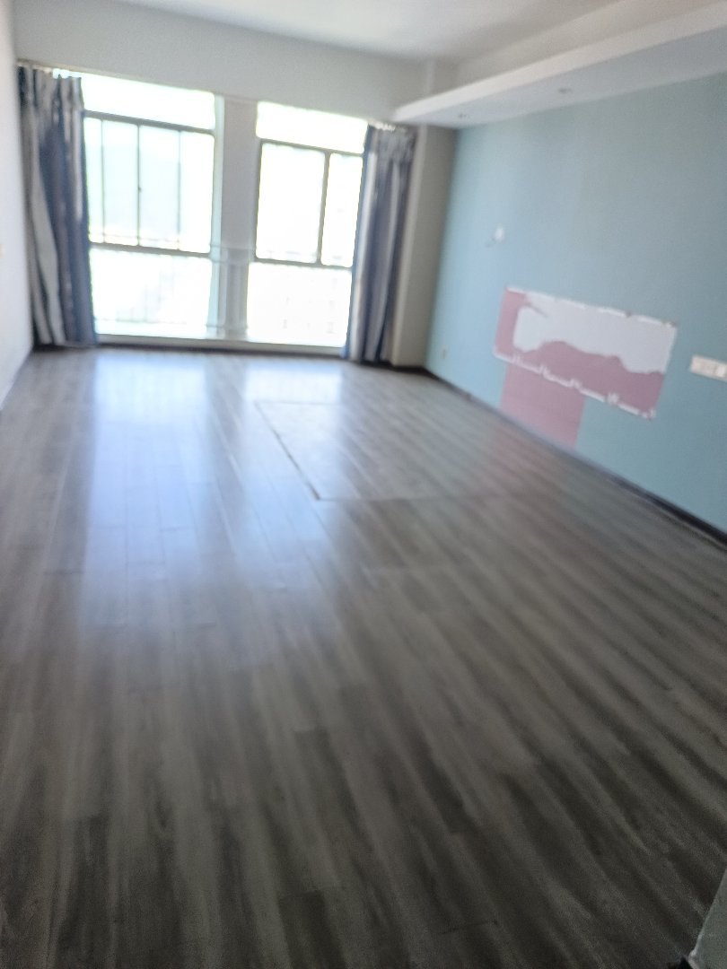 绅园大厦,绅园大厦46.73㎡1室1厅1卫精装,看房有钥匙5