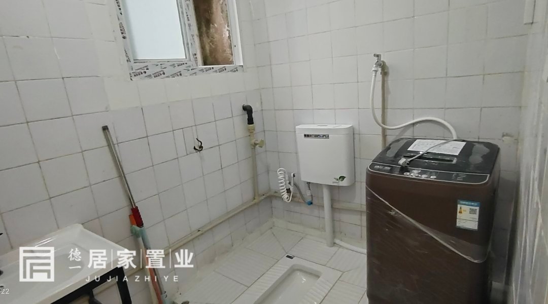 电影公司小区,建设街城中实验小学旁边,电影公司,2房,有院子6