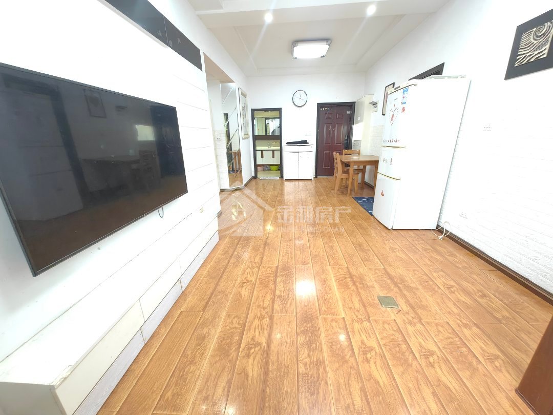 锦绣名城,硒都旁精致小三居 49万4