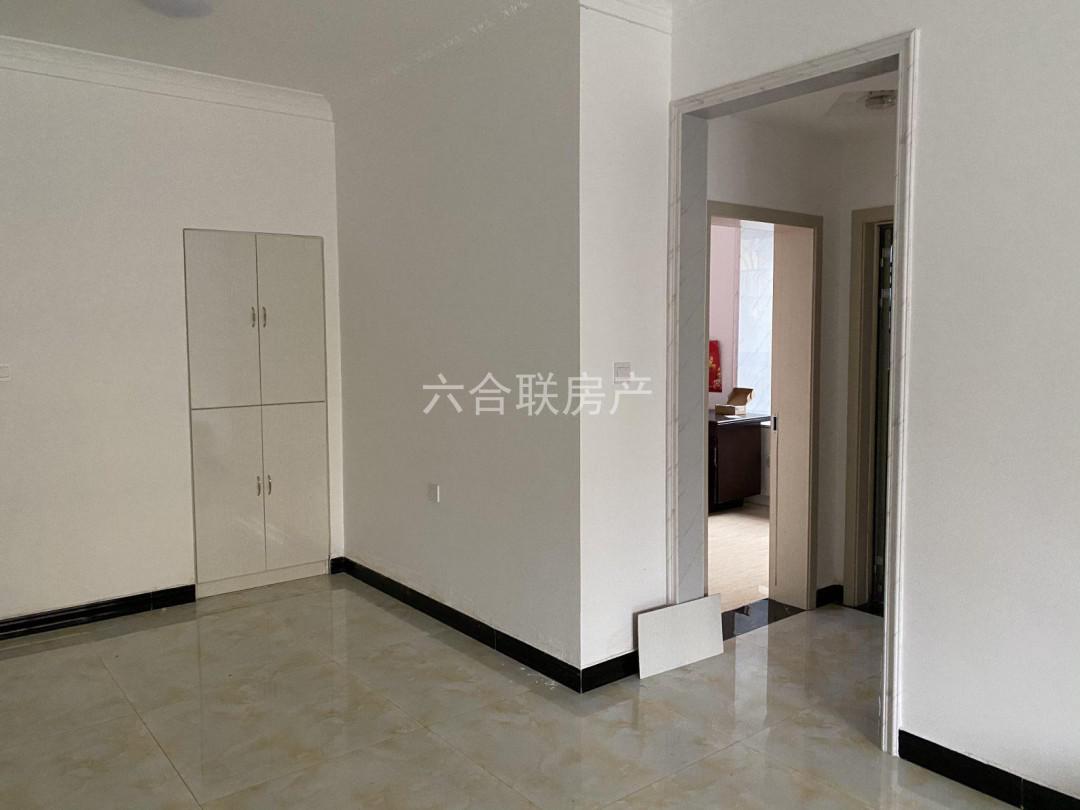 缙颐天下城,缙颐天下城好房出售!此房两证全!房主急售,价格可议!7