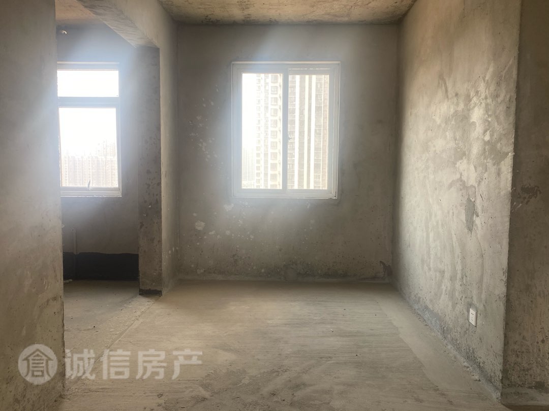 唐园南区,看房方便,房主诚心急售唐园南区9