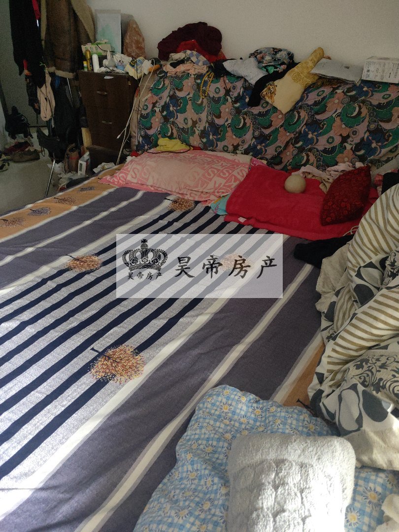 永丰街小区,八号楼附近,交通便利,购物方便1