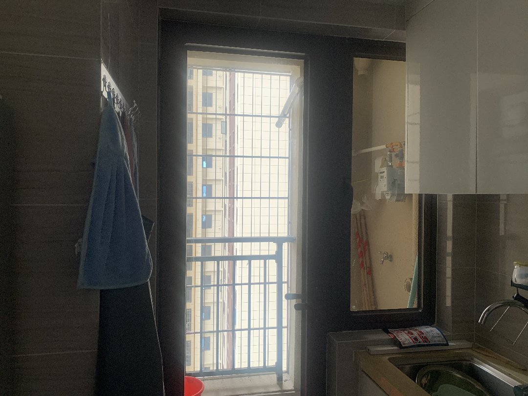 碧桂园中兴滨江府,碧桂园中兴滨江府3室2厅2卫1阳台!精装修!出入方便!4