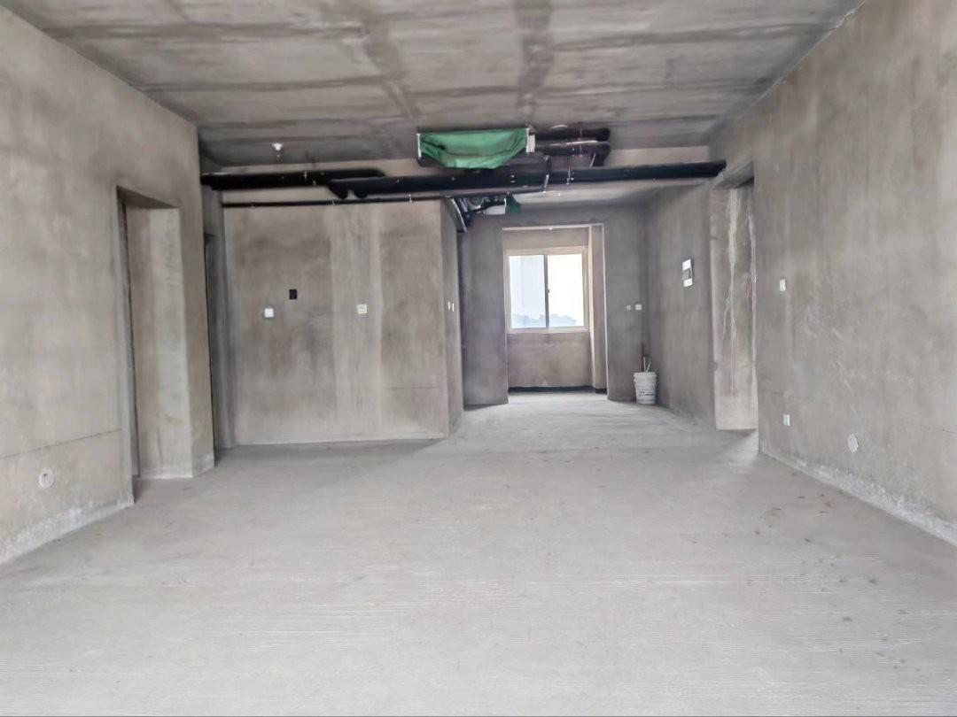 安阳县公务员小区,急售安居苑公务员小区166.52㎡4室带地下室中央空调可贷款3
