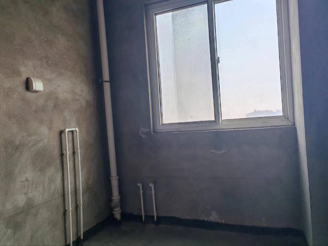 安阳县公务员小区,急售安居苑公务员小区166.52㎡4室带地下室中央空调可贷款8