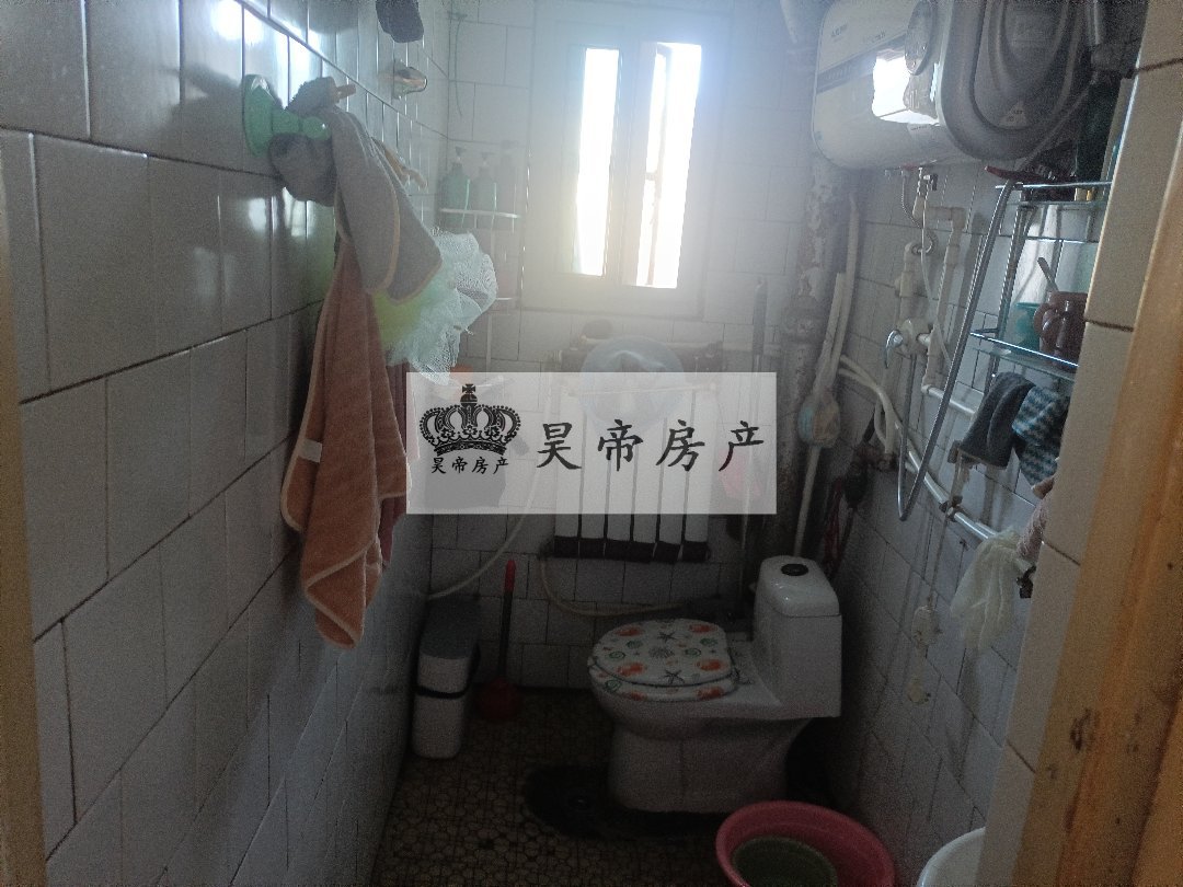 建设东路,十一中 二中附近 铁路小区 中间楼层 出门够物方便5