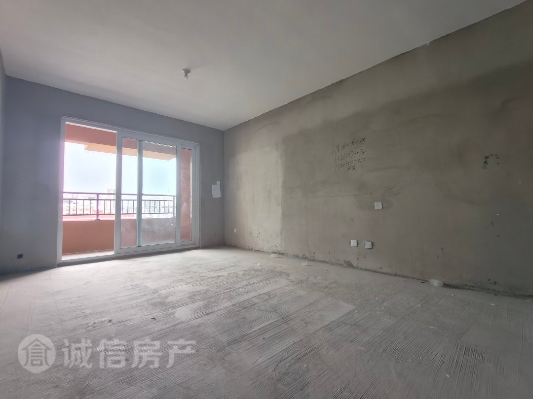 二机厂安置区,二机厂万里桥小区 4小老一中 电梯房配套齐全3