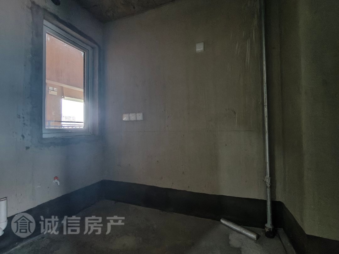 二机厂安置区,二机厂万里桥小区 4小老一中 电梯房配套齐全8
