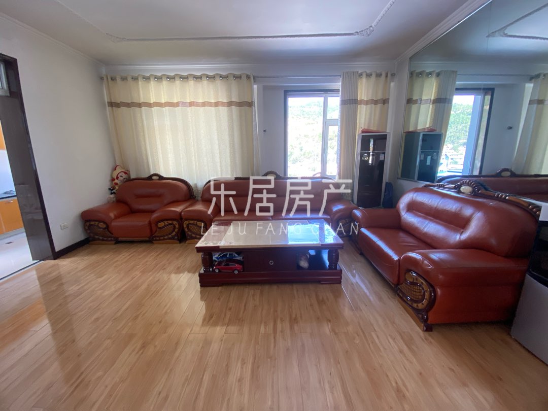 中阳人行家属院,私下推,不要公开图片 ,人行家属院,价格合理,带地下室。。5
