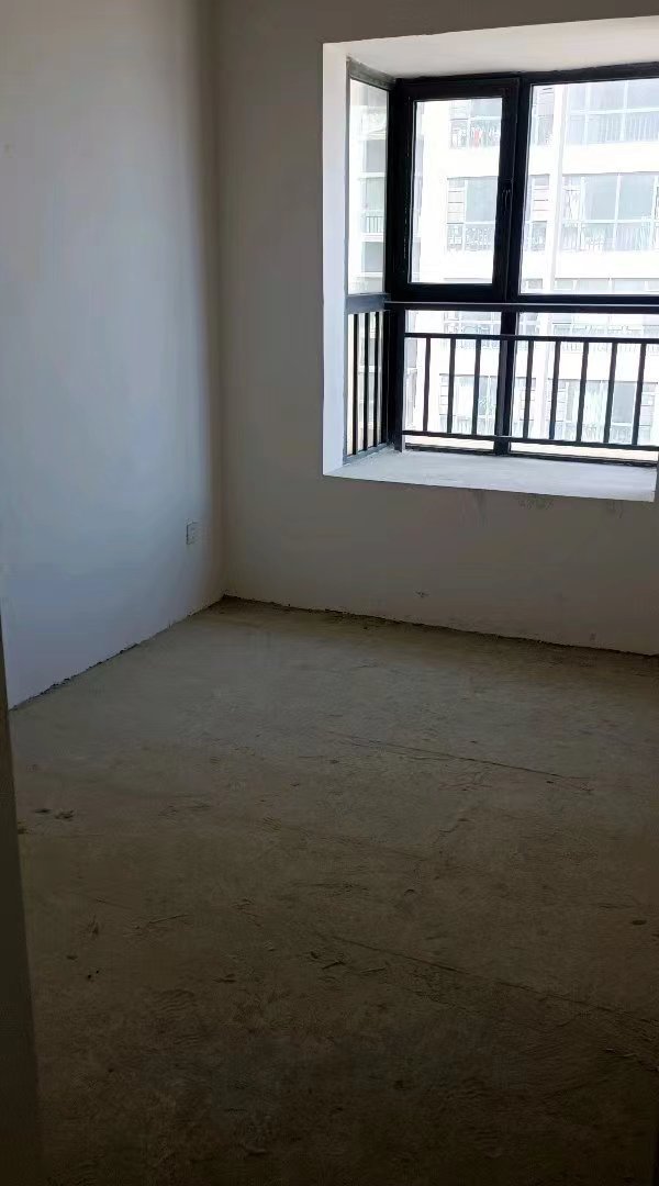 安厦十五城,精品好房,楼层好,视野广,安厦十五城4室2厅2卫1阳台!10
