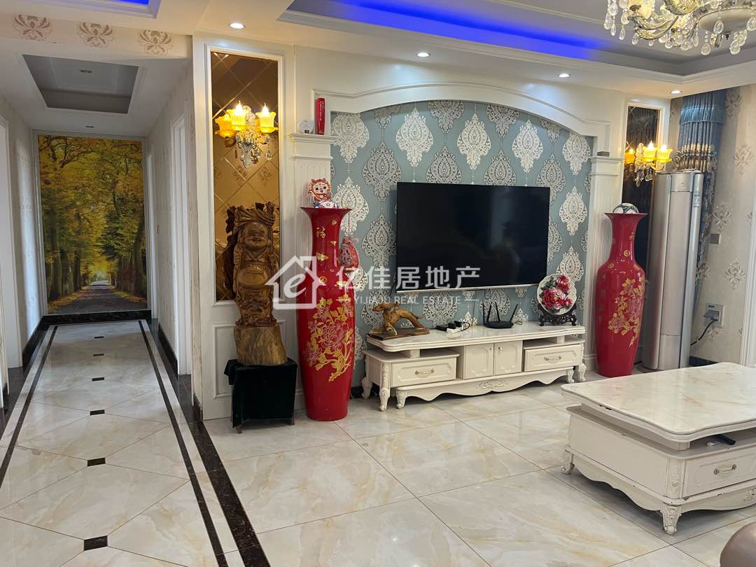 福地国际花园北区,福地国际花园北区!精装大四居,位置好、格局棒!随时入住6