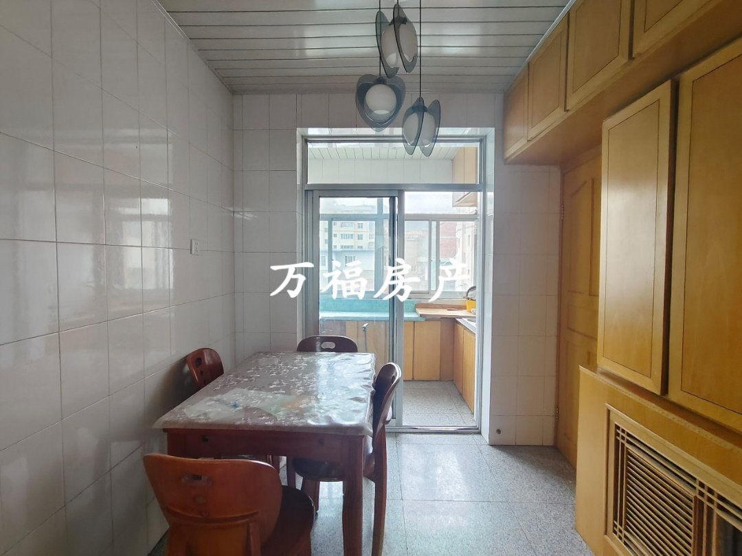 地建小区,地建小区,2室2厅,精装,拎包入住,可按揭,楼层佳11