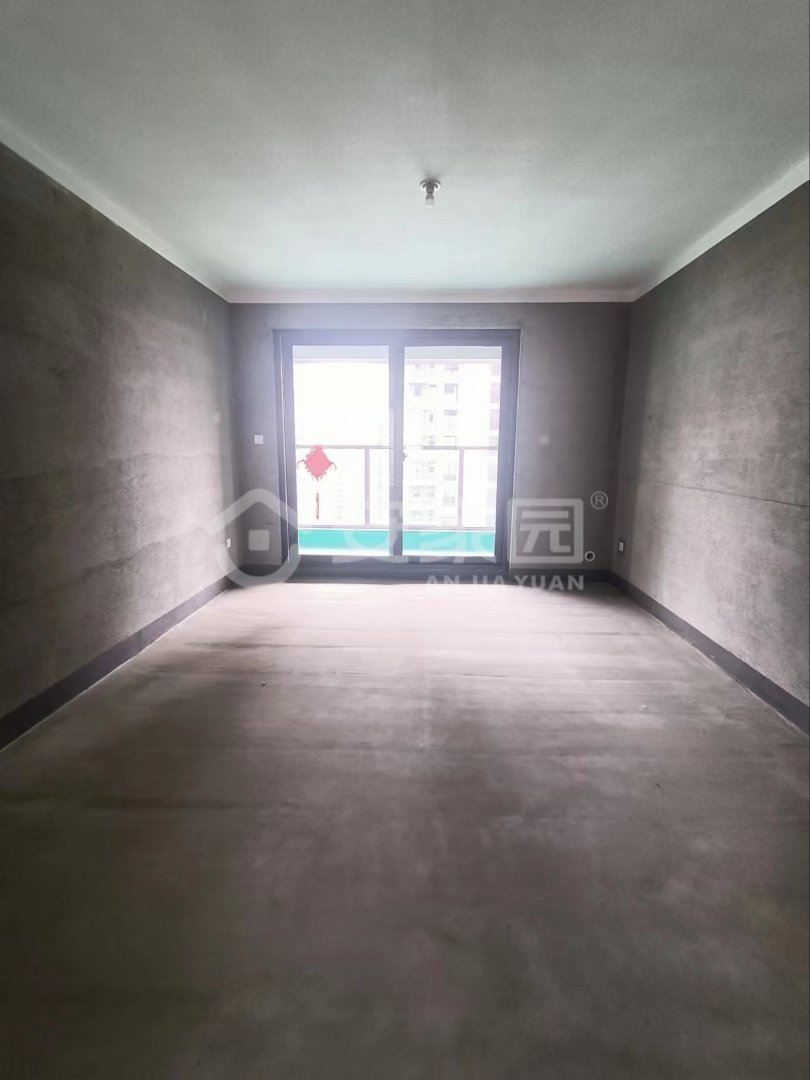 建业云筑,毛坯大四室南北通透,1