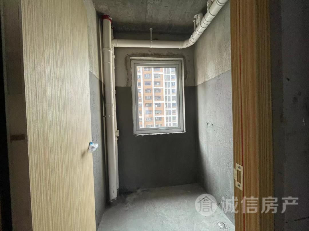 二机厂安置区,二机厂安置区三室两厅一厨一卫3