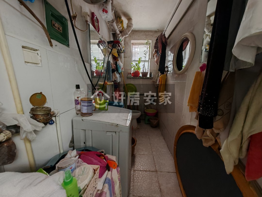 富裕园小区,ZQ站前六中附近无苗南向简装1室公产4