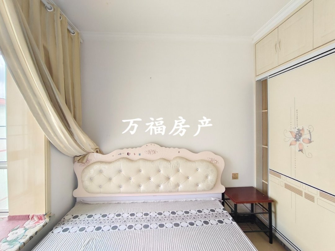 荣景世家,荣景世家,2室1厅,精装,采光好,交通便利,可按揭7