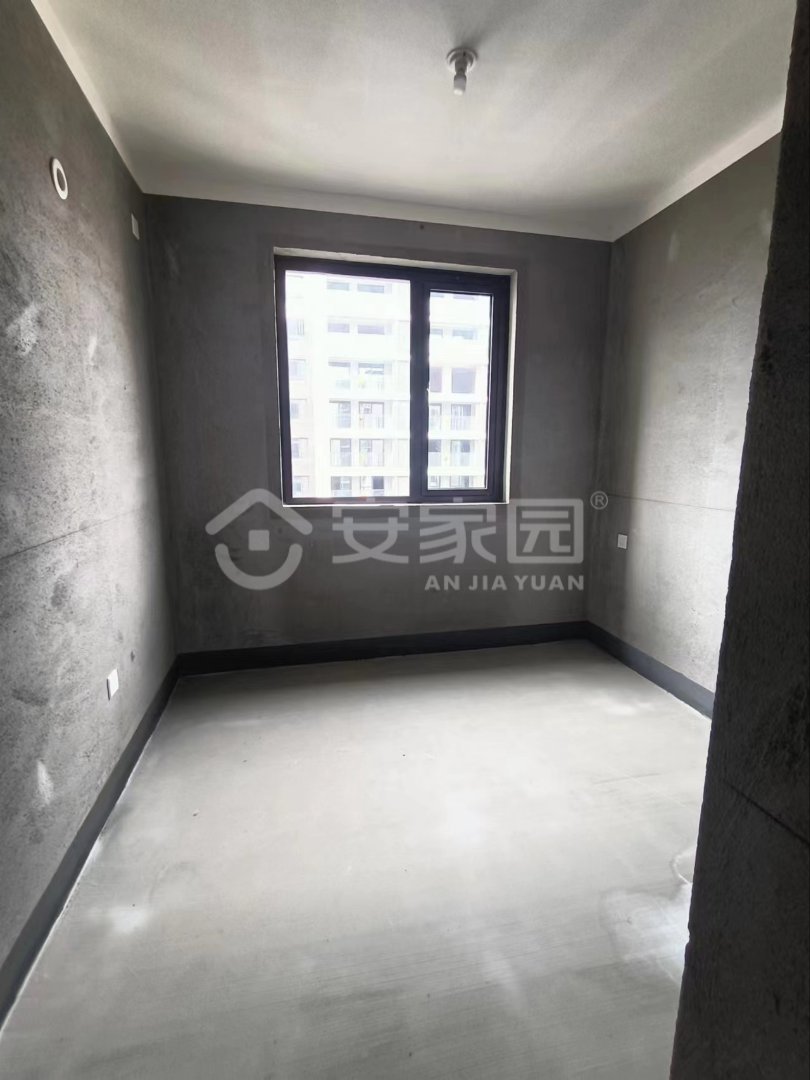 建业云筑,古城旁,电梯双气,业主包税8