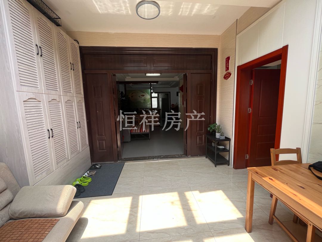 憬园新村,边户大别墅上下三层精装大7房3卫出售看房方便2