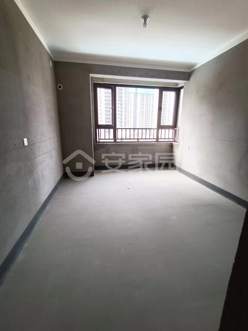 建业云筑,业主实卖,边户随时看房2