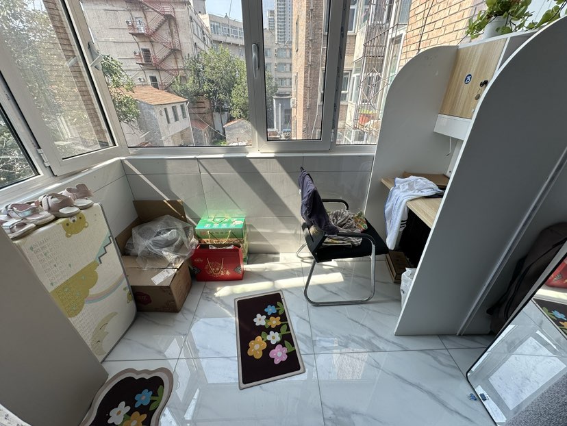 普通街小区,英雄街繁华地段 南北通透5