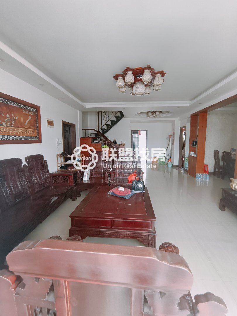 凤凰城,凤凰城复式楼中楼 楼下就是闹市 交通便利1