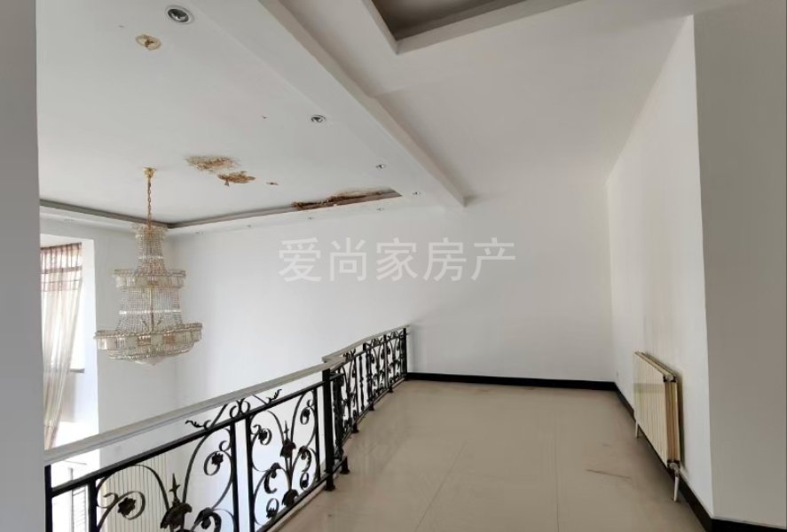 新华街板高,新华板高复式16楼 6室3厅3卫 430平 115万1