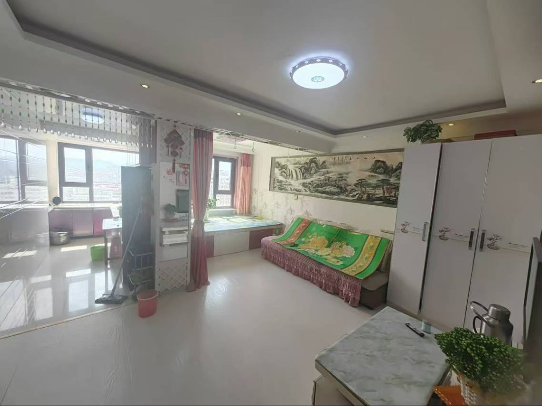 福泰大厦,小户型市中心房照满五6