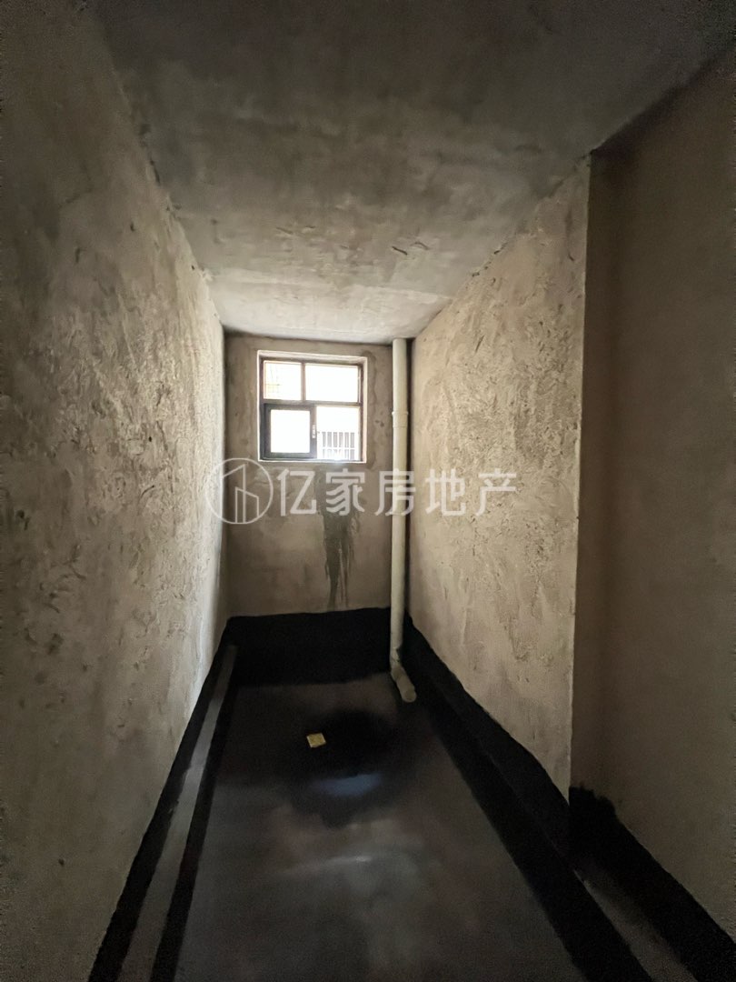 天润盛府,天润盛府,三房两厅,电梯靓楼层,售58万7