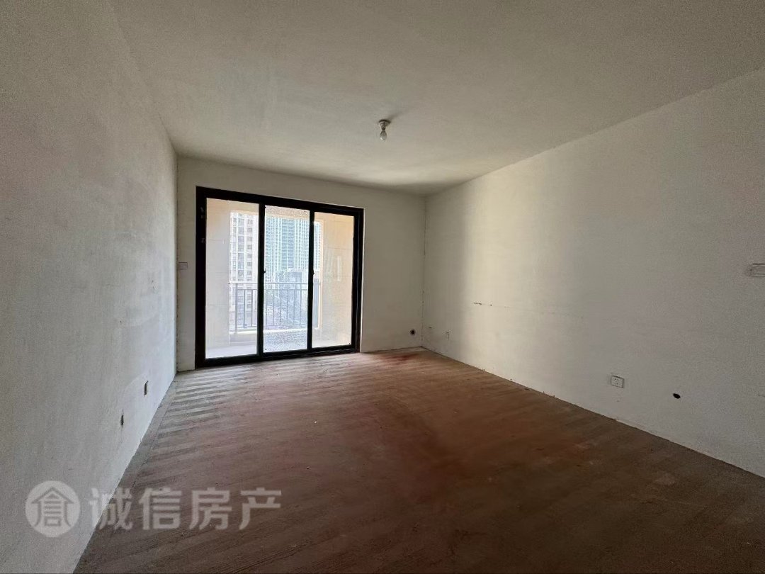 元一新天地,元一新天地,市中心位置。1