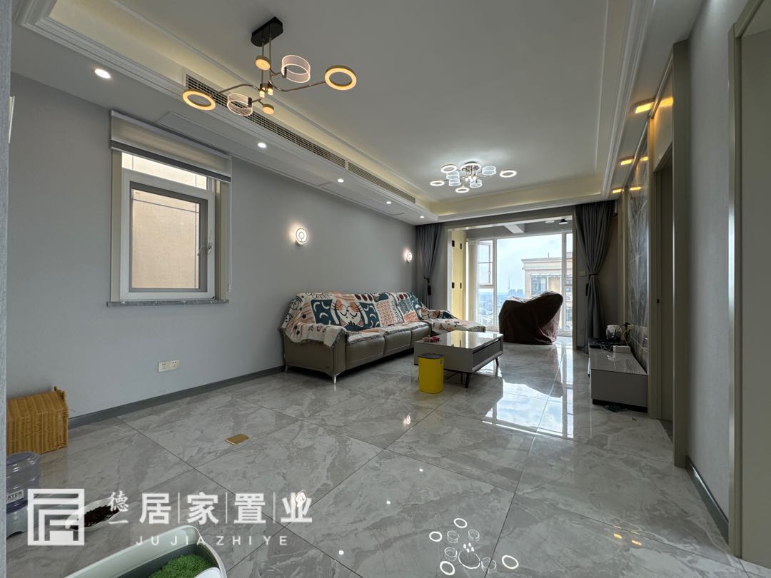 中珠家春秋,中珠家春秋 精装带家具家电 房东诚心出售1
