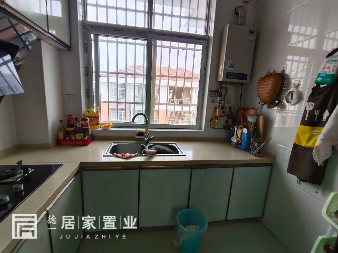 西农小区,西农小区超好的地段,住家舒适8