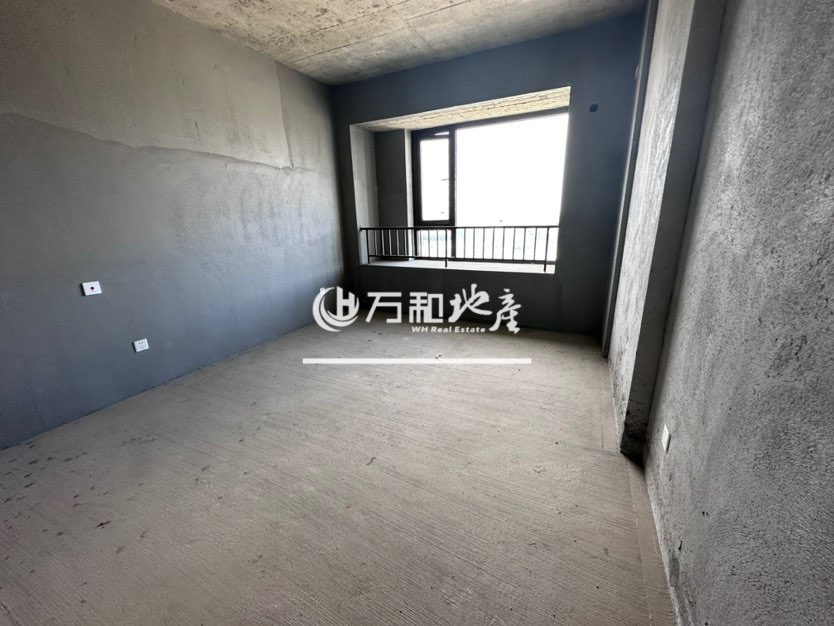 雍湖大院,清水房,等你来装,证在办理中10