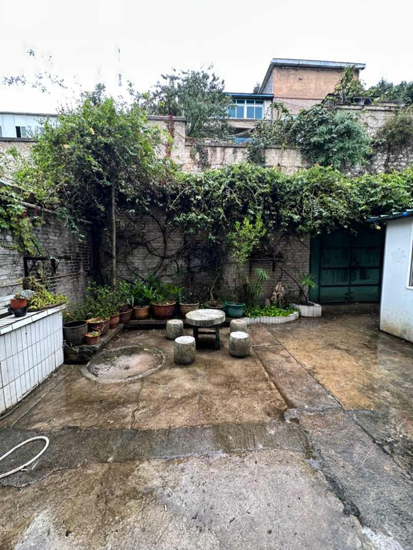 矿物局家属院,矿务局独栋别墅出售证齐全可按揭1