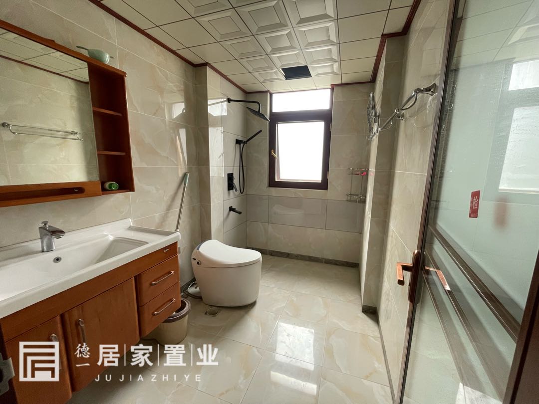 中南世纪雅苑,中南世纪雅苑豪装别墅,只卖毛坯价,老证2
