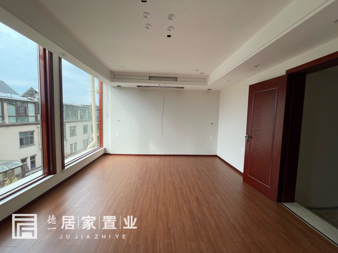 中南世纪雅苑,中南世纪雅苑豪装别墅,只卖毛坯价,老证10