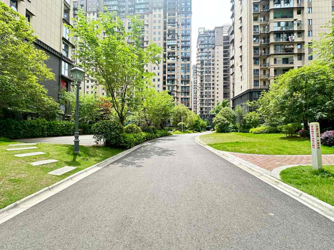 欣华理想城,欣华理想城高层九成新精装3房2厅2卫3阳台17